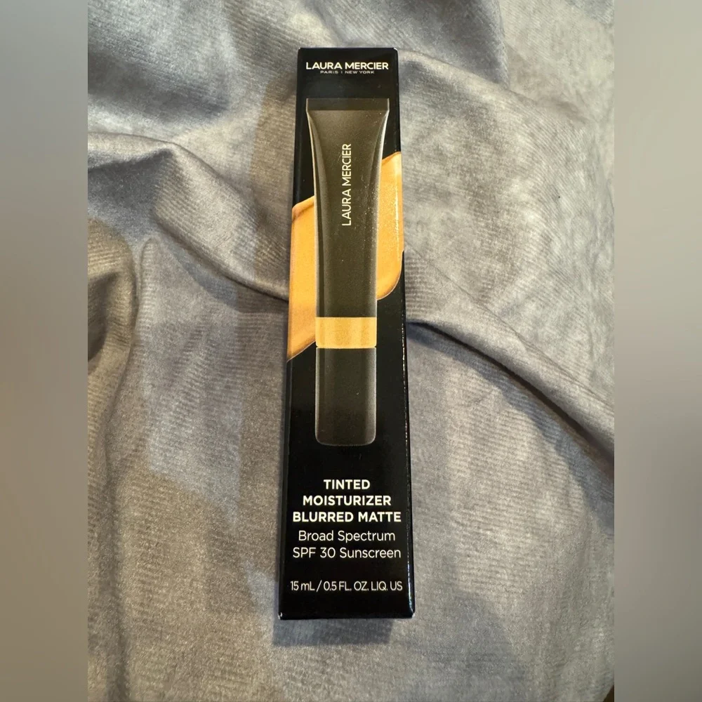 Laura Mercier Blurred Matte 3N‎ Sand